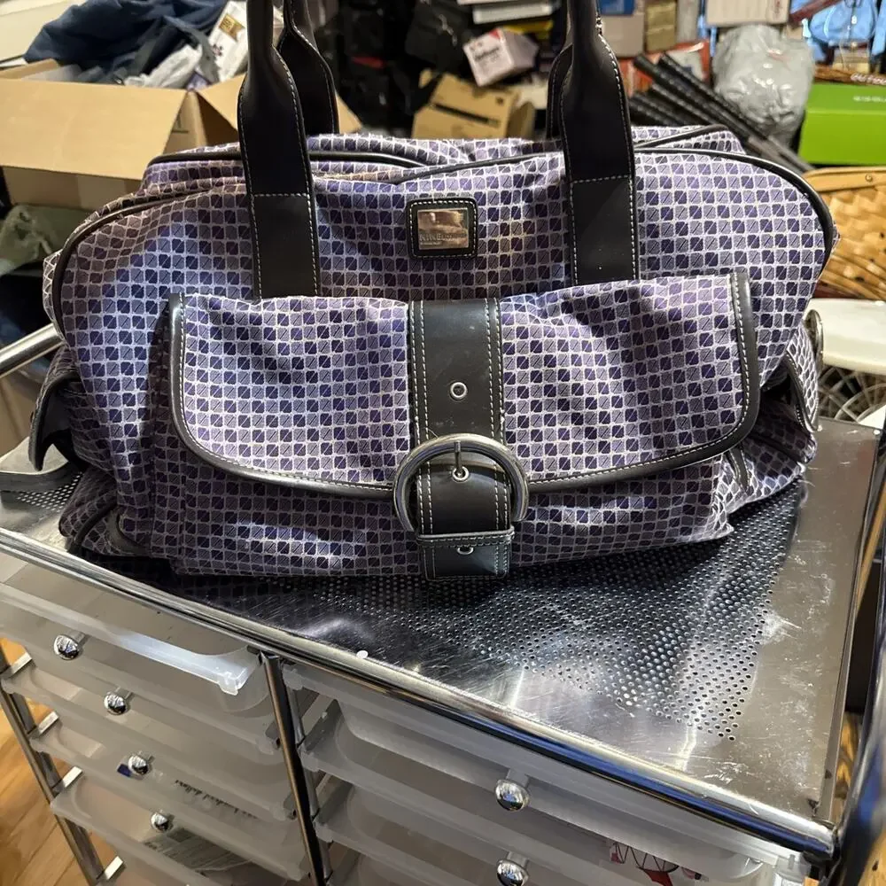 Nine & Company Nine West Purple Checkerboard duffle bag with 3 exterior pockets